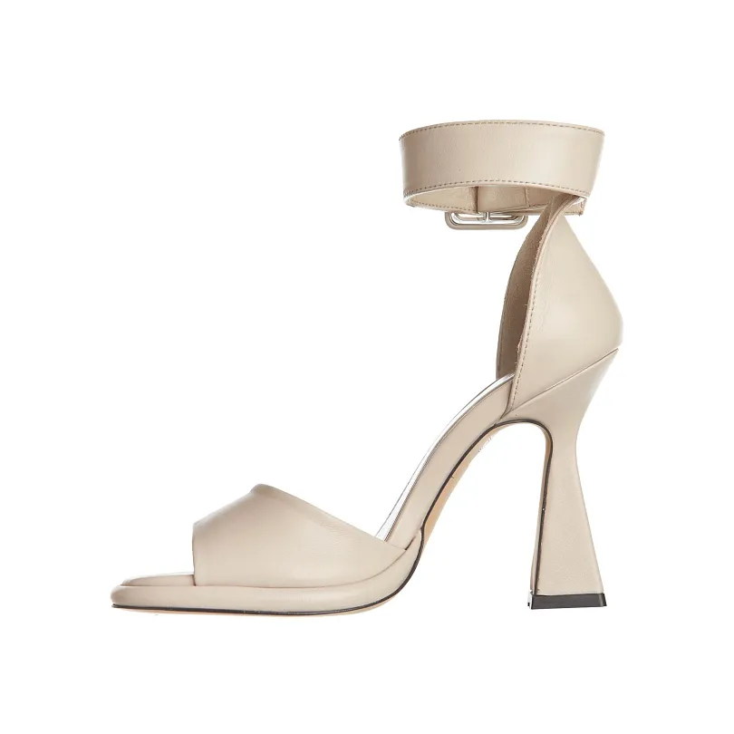 Купить Босоножки женские каблук Россия 22923