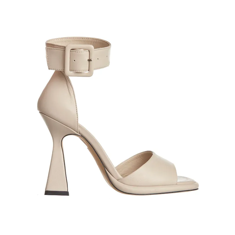 Купить Босоножки женские каблук Россия 22923