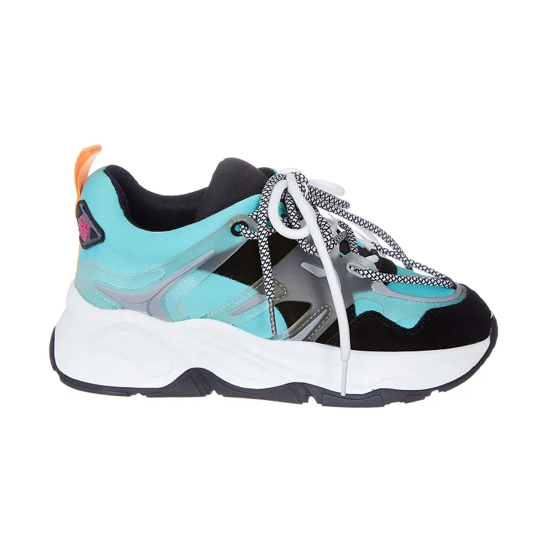 Купить Кроссовки женские Россия 20984